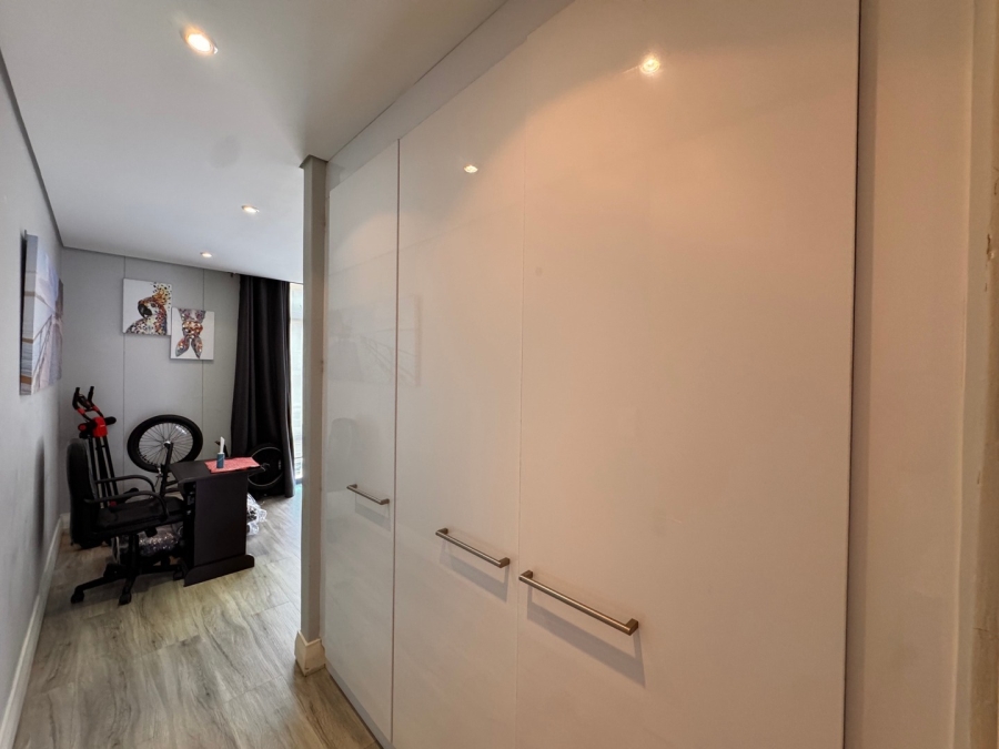 1 Bedroom Property for Sale in Big Bay Western Cape